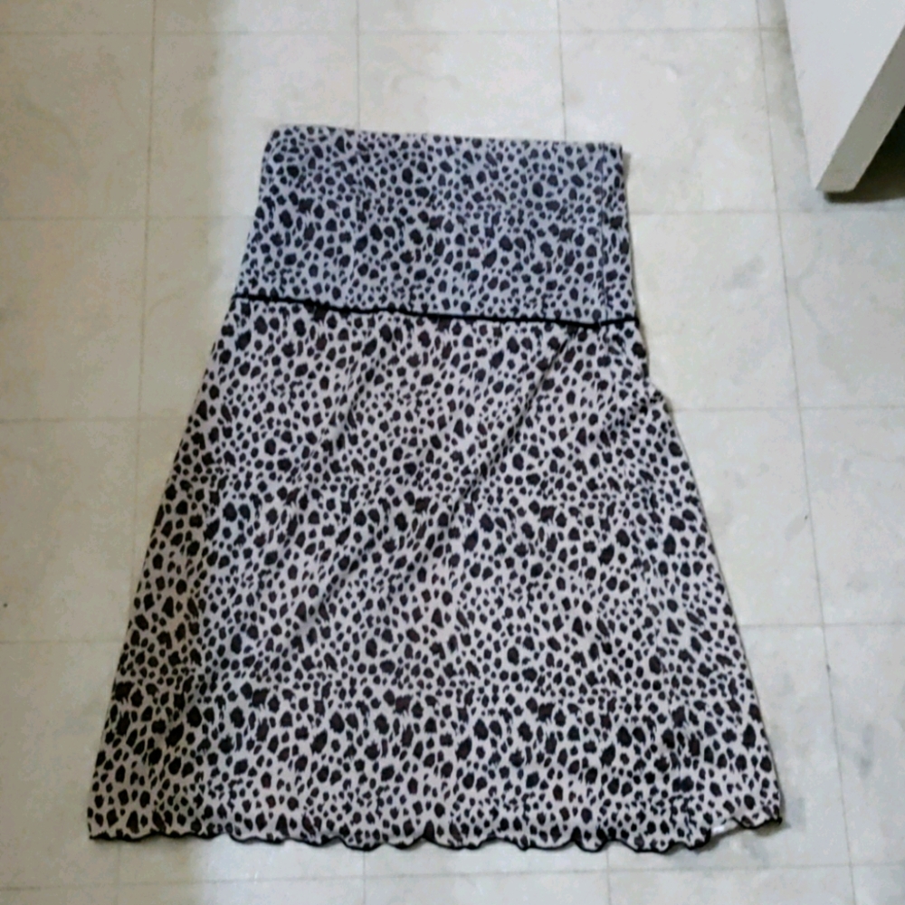 Leopard print skirt (tube top)